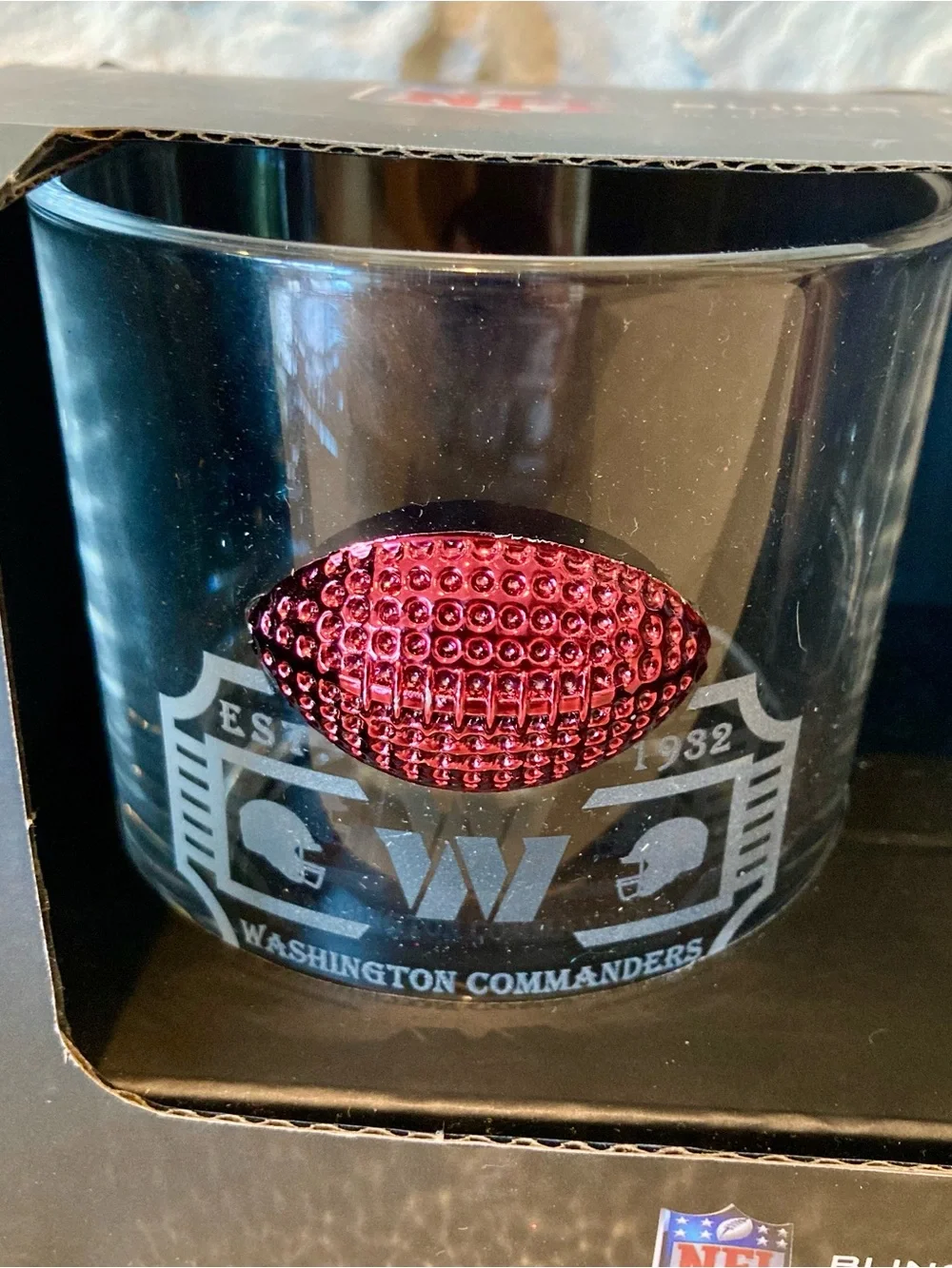 NWT Officially NFL licensed Washington Commanders bling rock glass set